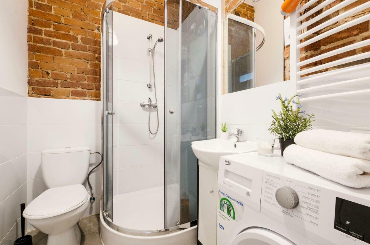 Apartstate Rooms On Wschodnia, 36 Łódź Kültér fotó