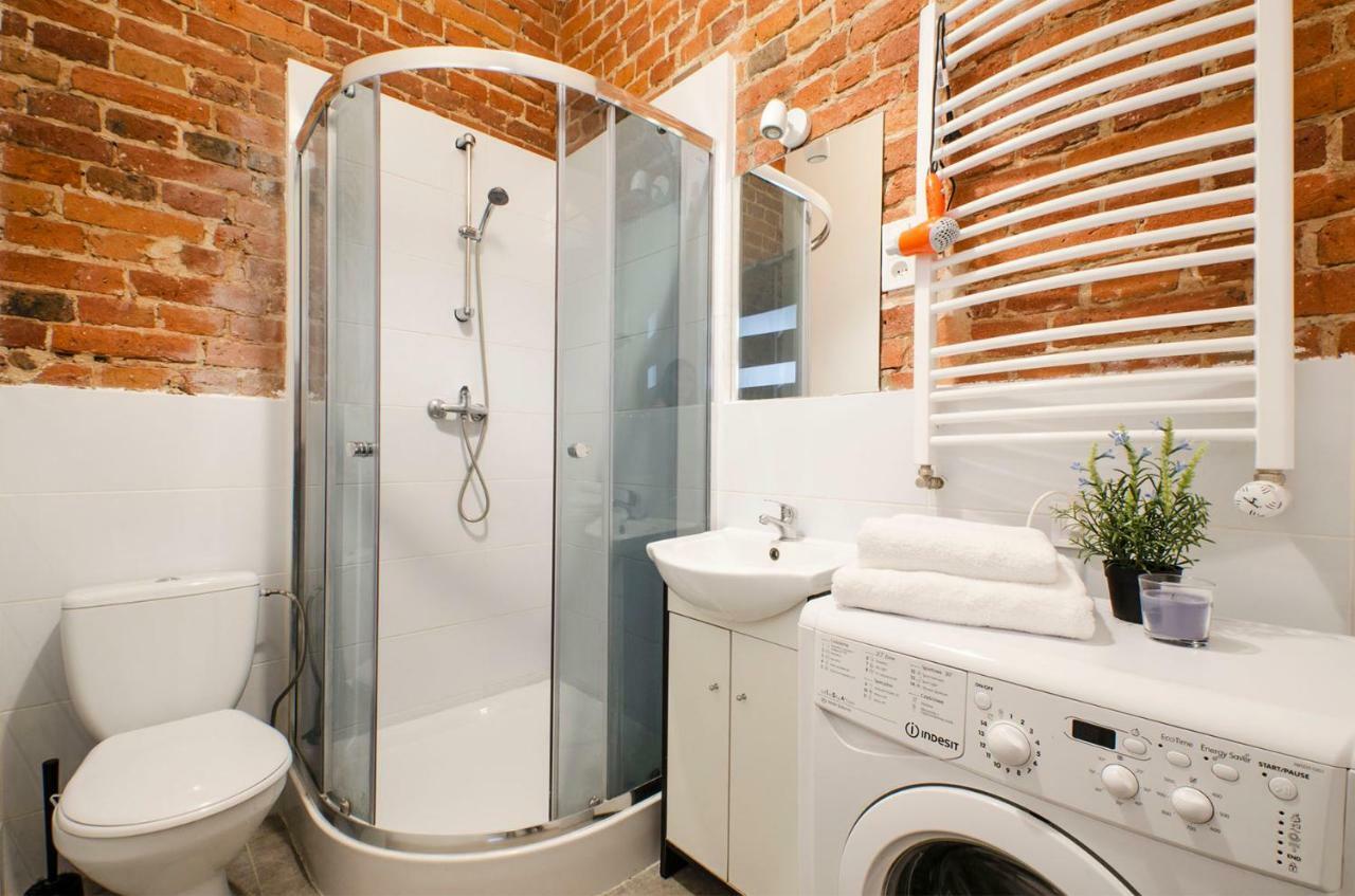 Apartstate Rooms On Wschodnia, 36 Łódź Kültér fotó